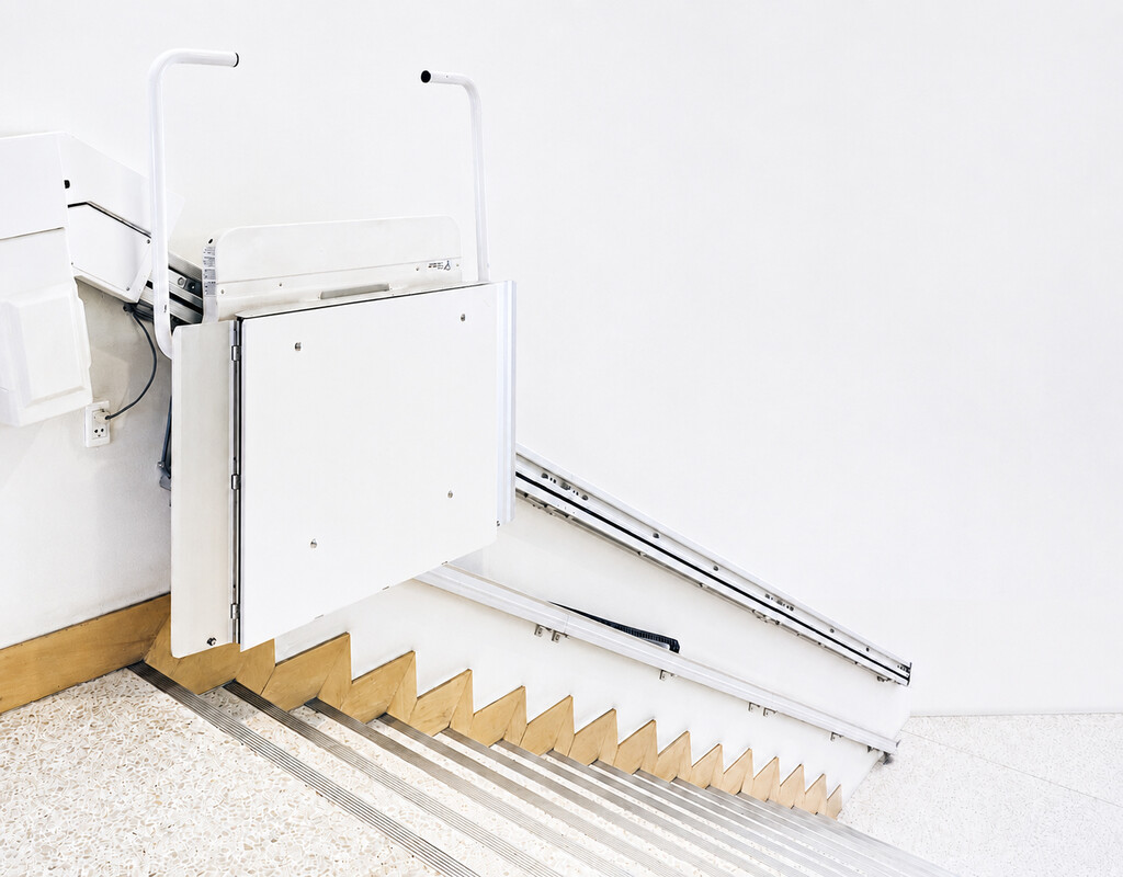 Example image: Platform lift