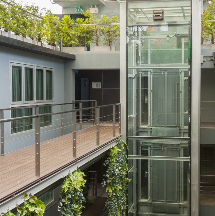 Aussenlift Innenhof Haus