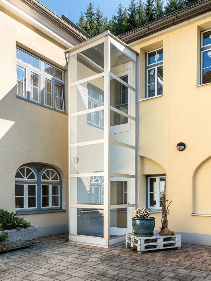 Brobeil Außenlift