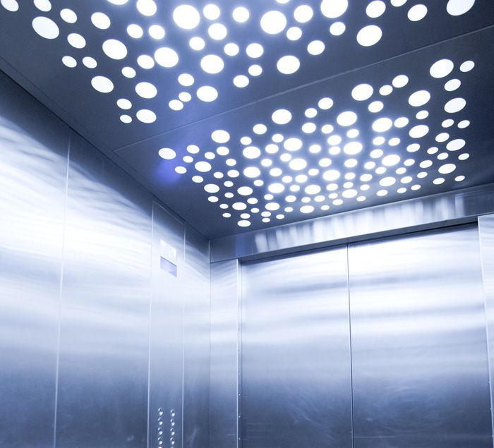 Senkrechtlift Verkleidung
